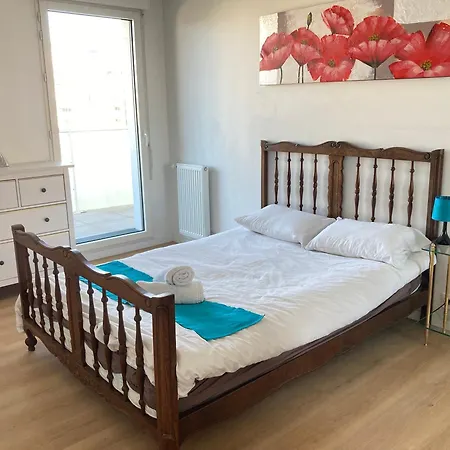 Apartment 90m2, 3 Chambres, 6 Personnes, Proche Paris *